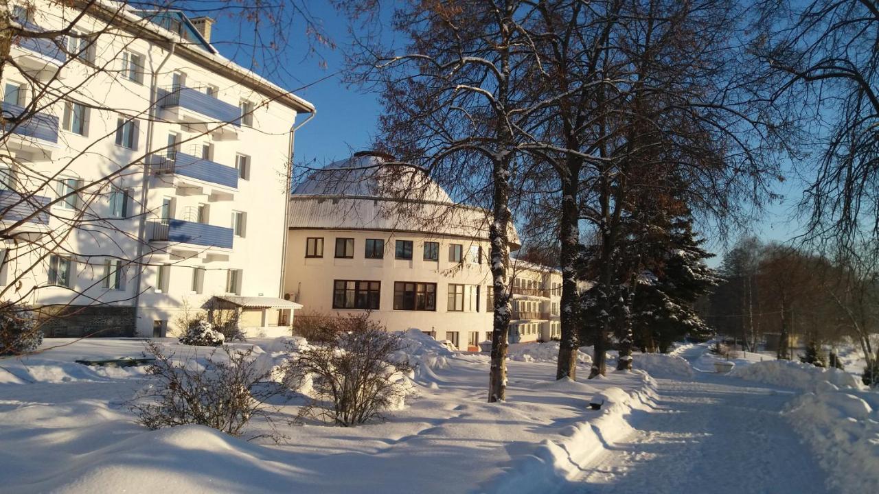 Sanatorium Naroch Hotell Eksteriør bilde